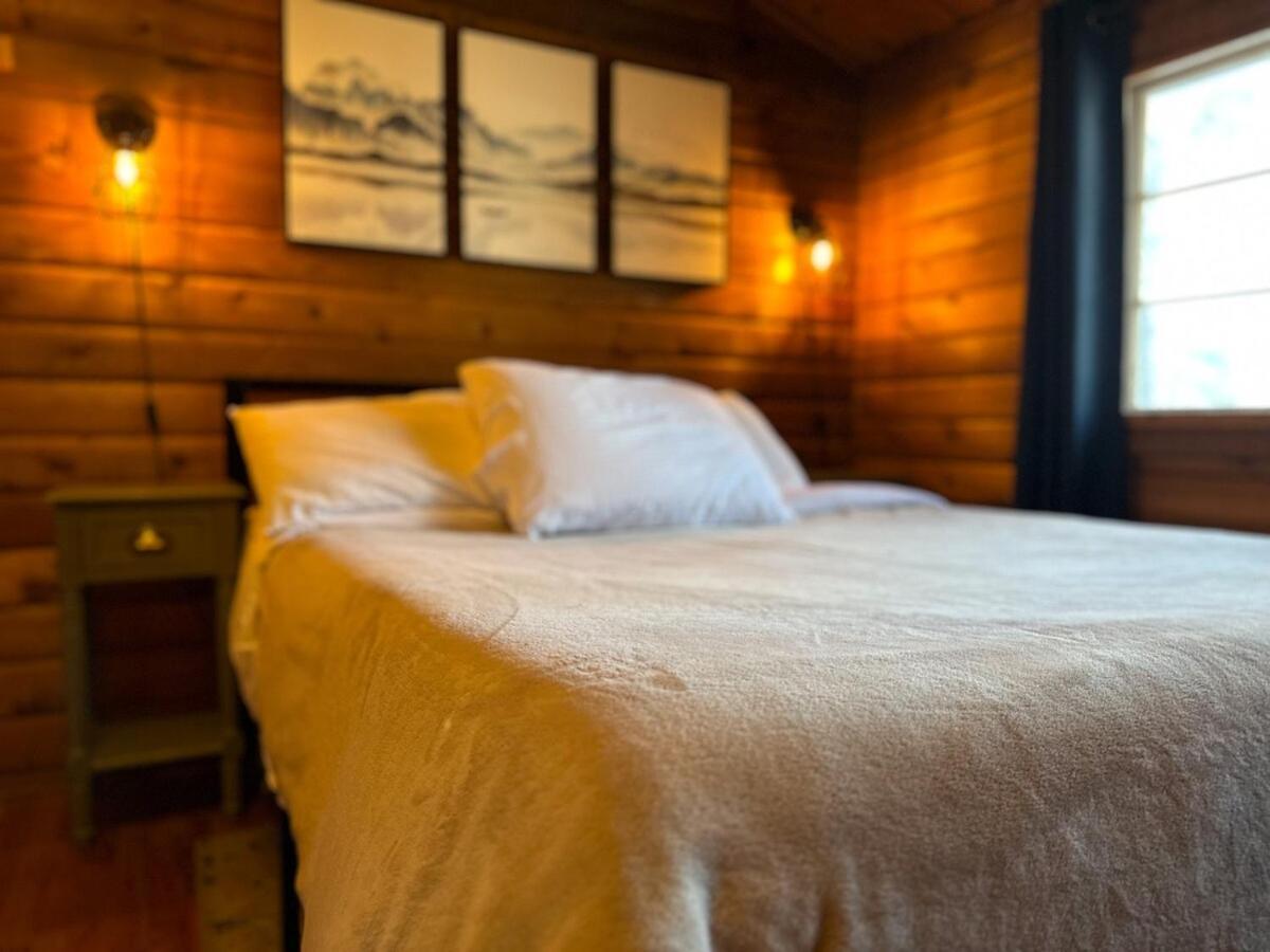 Village Vibes Deck And Bbq Duck Creek Village 외부 사진