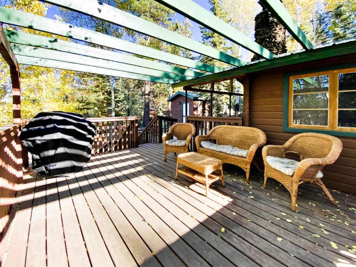 Village Vibes Deck And Bbq Duck Creek Village 외부 사진